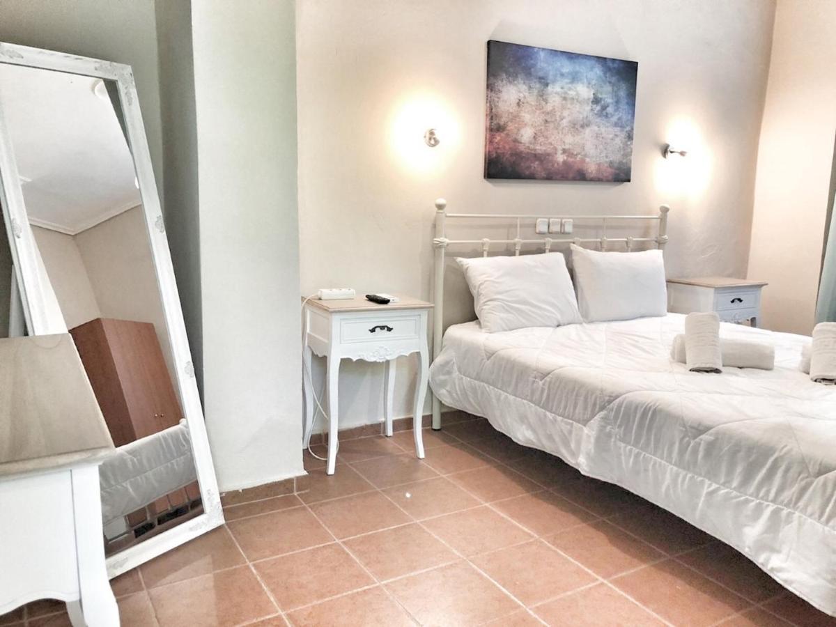 Hotel Kastri Garden Apartment Loutrá Edipsoú Eksteriør bilde