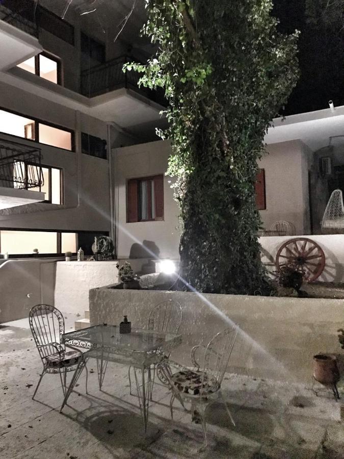 Hotel Kastri Garden Apartment Loutrá Edipsoú Eksteriør bilde